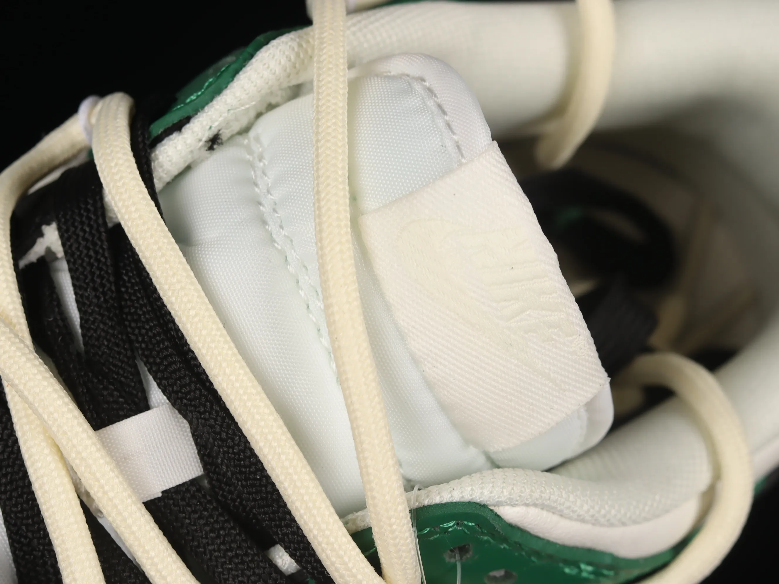 All categories Nk SB Dunk series Nk SB Dunk Low low-top sneakers Nk Dunk Low white green customized version of deconstructed strap casual sneakers DJ6188-100